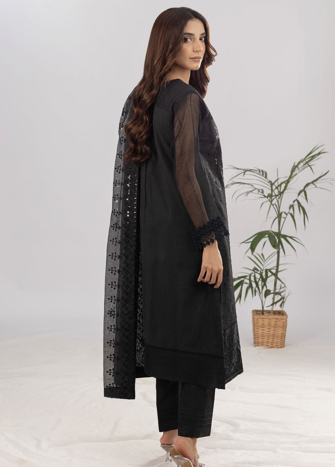 Shamooz Pret Formal Khaadi Net 3 Piece Suit SEM-0611 Glam Black