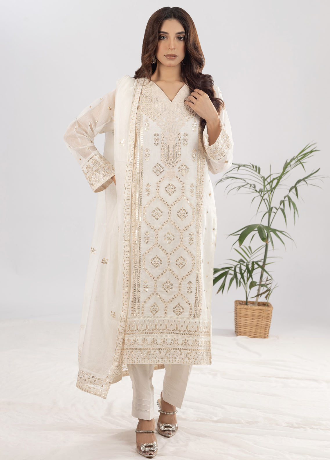 Shamooz Pret Formal Khaadi Net 3 Piece Suit SEM-0612 Glam White