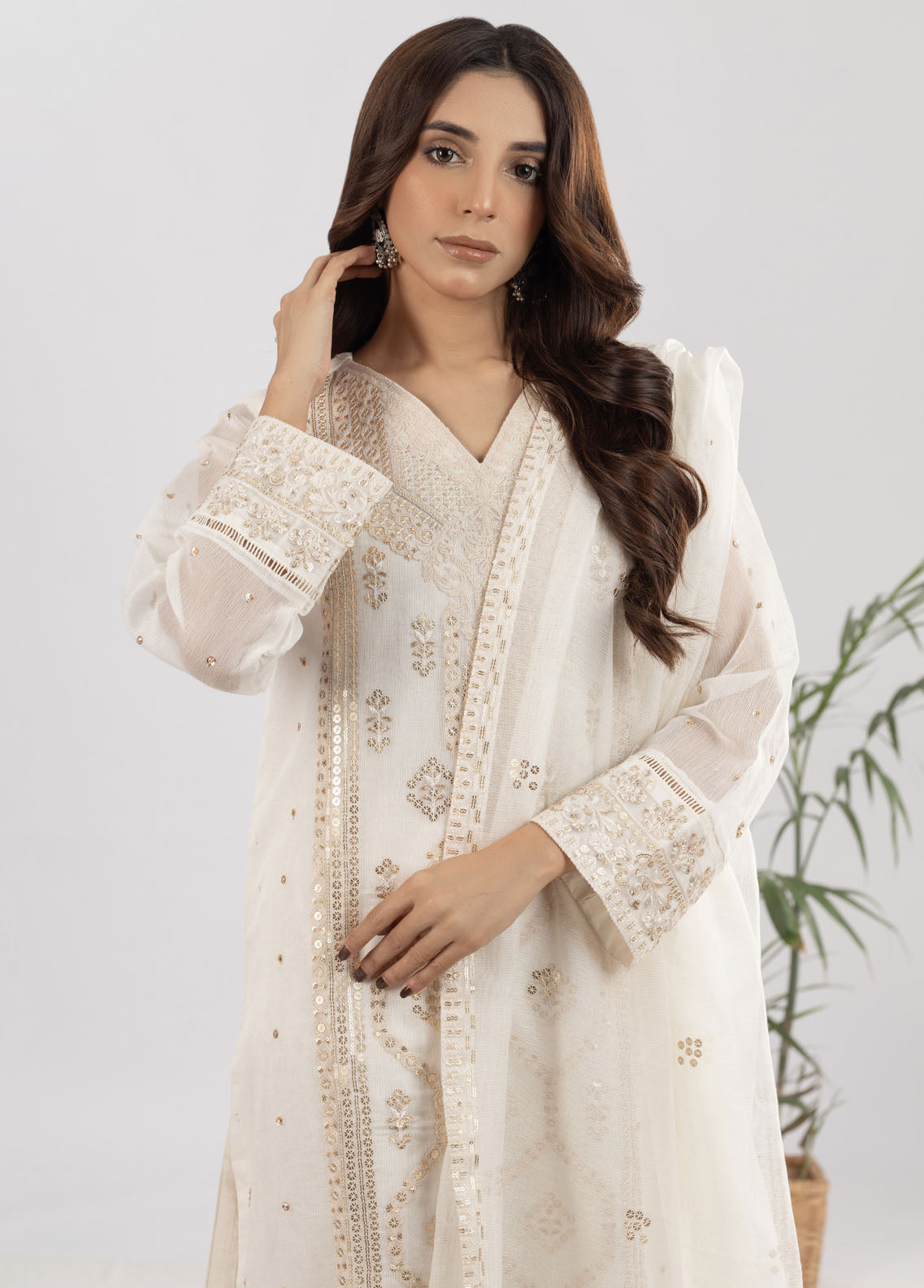 Shamooz Pret Formal Khaadi Net 3 Piece Suit SEM-0612 Glam White