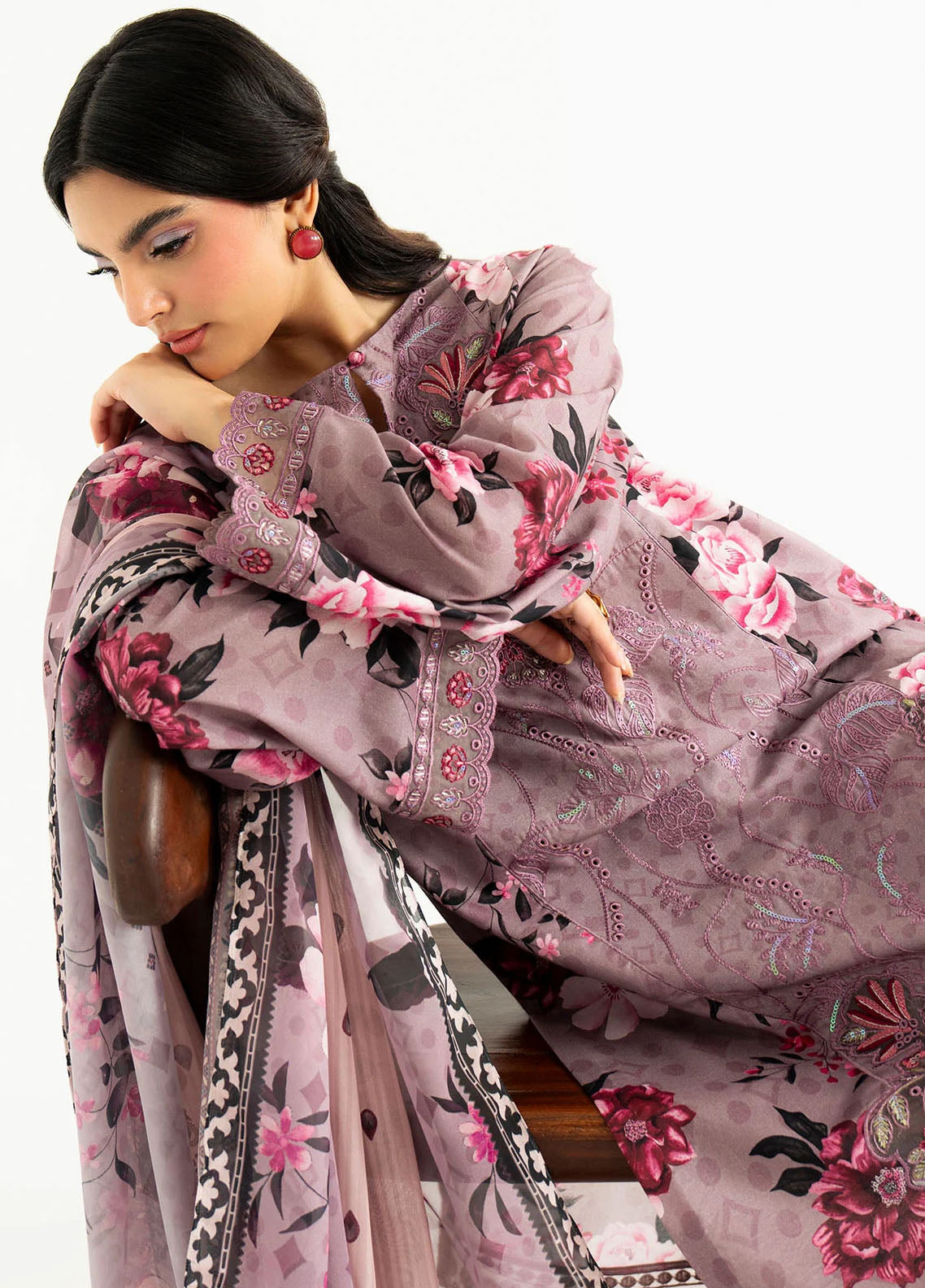 Sifa by Imrozia Pret Embroidered Lawn 3 Piece Suit SP-92 Aira