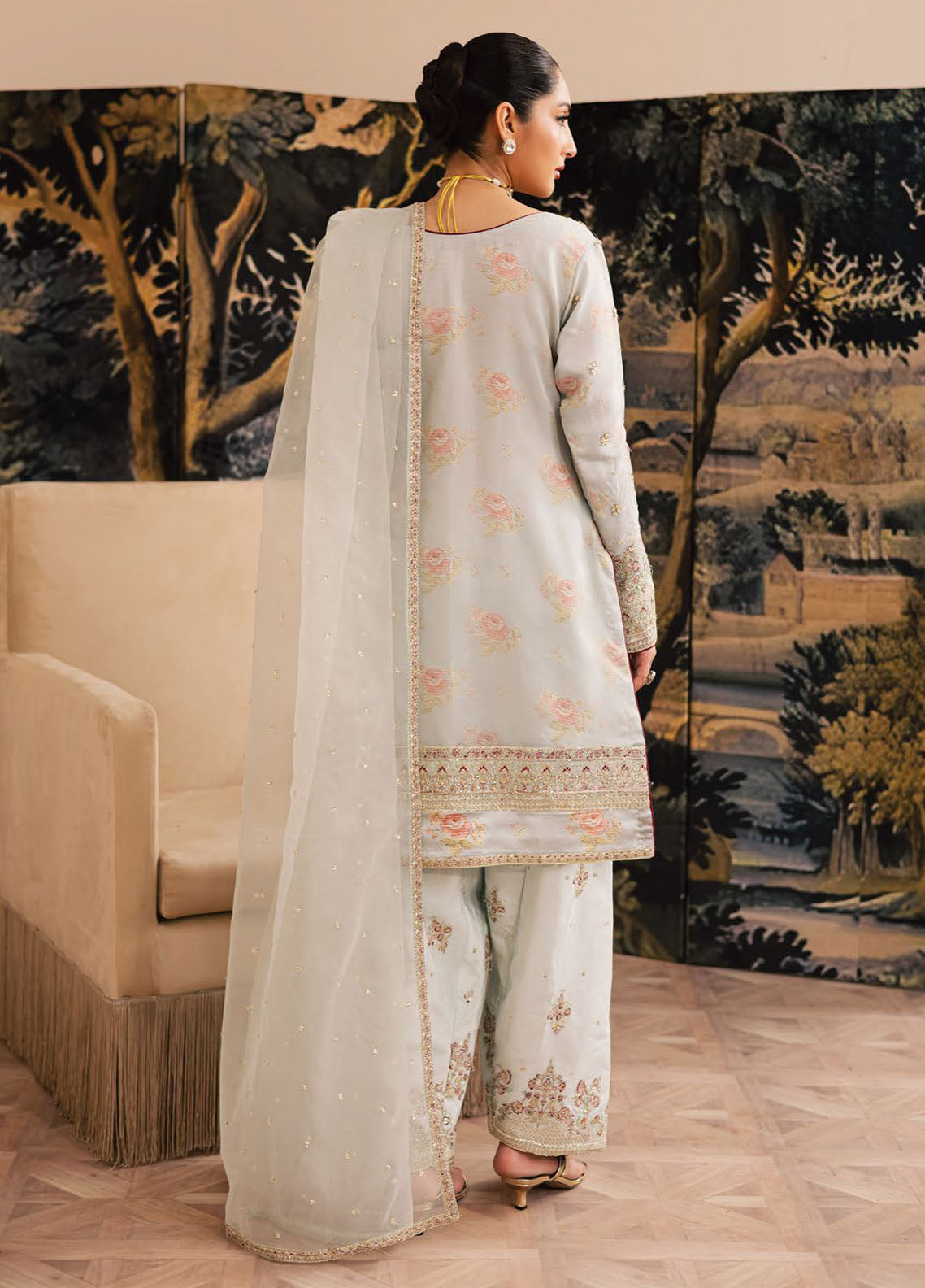 Suave by Emaan Adeel Embroidered Organza Suits Unstitched 3 Piece EA25LF Elain - Formals Collection