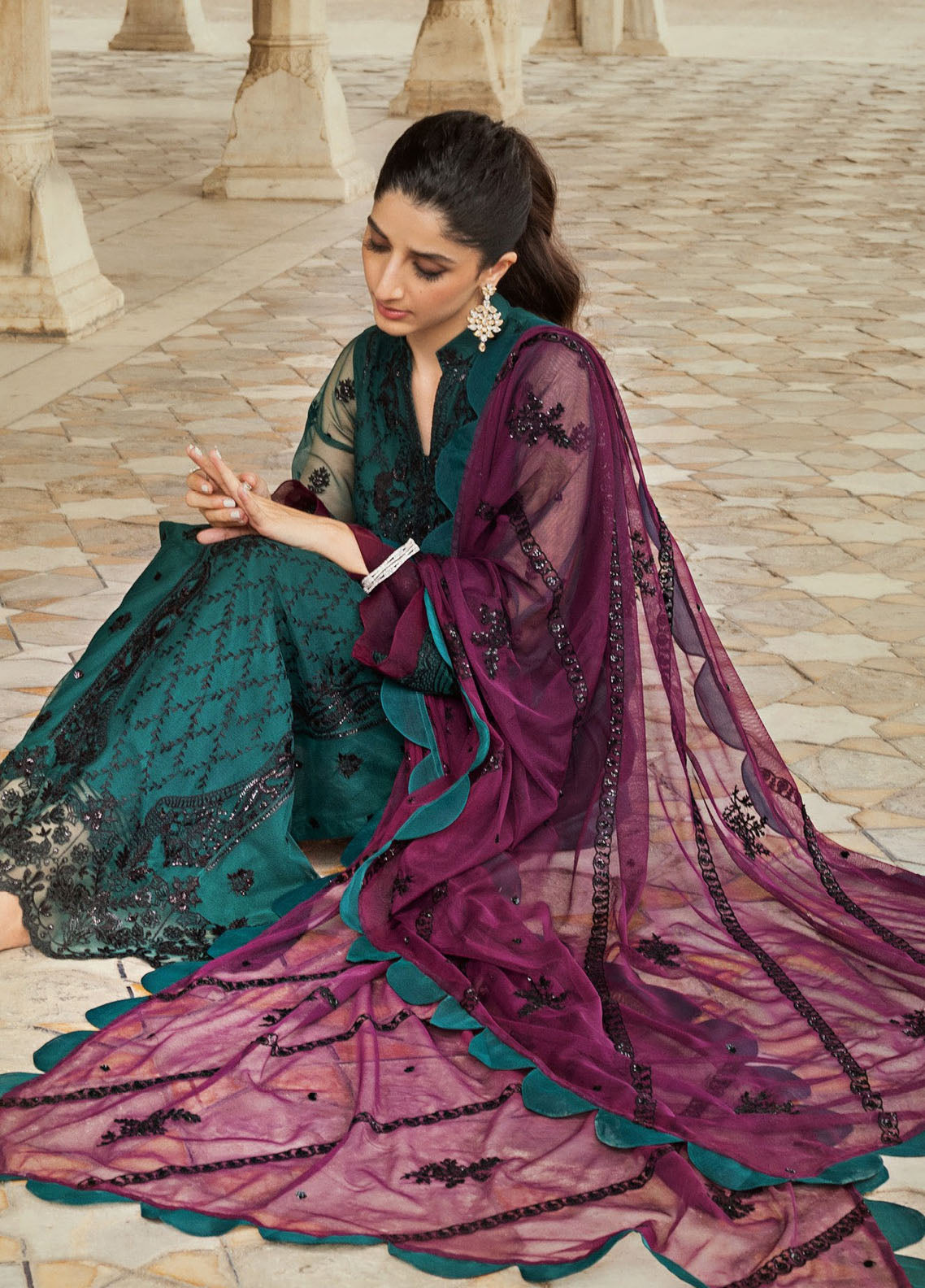 Tahra By Zainab Chottani Embroidered Luxury Festive Collection 2023 D-06 Saanjh