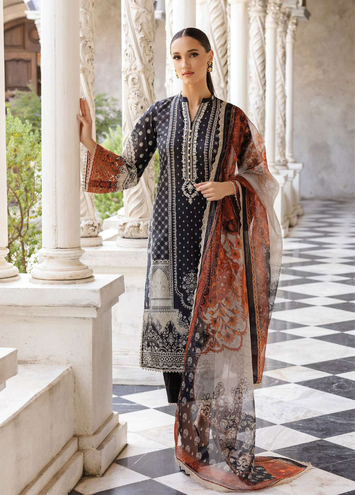 Tahra By Zainab Chottani Unstitched Lawn Collection 2023 Celestial Bliss 9A