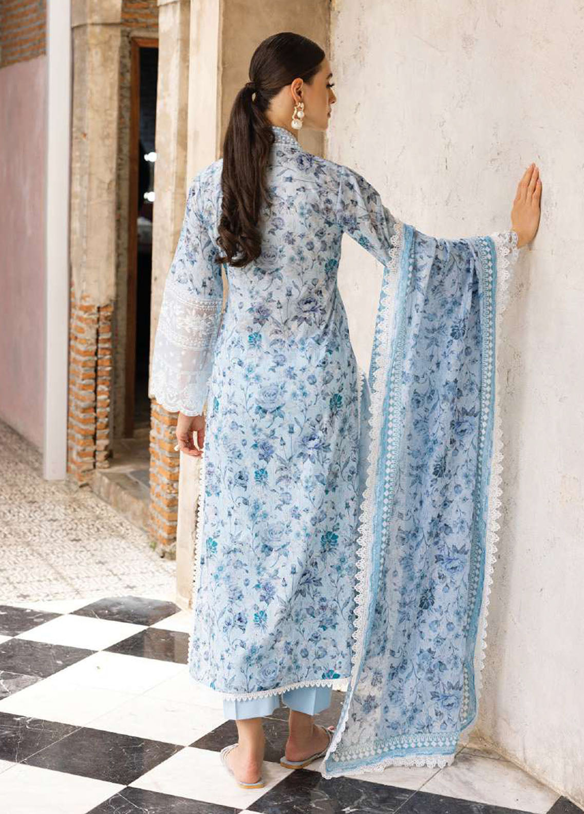 Tahra By Zainab Chottani Unstitched Lawn Collection 2023 Eden 3B