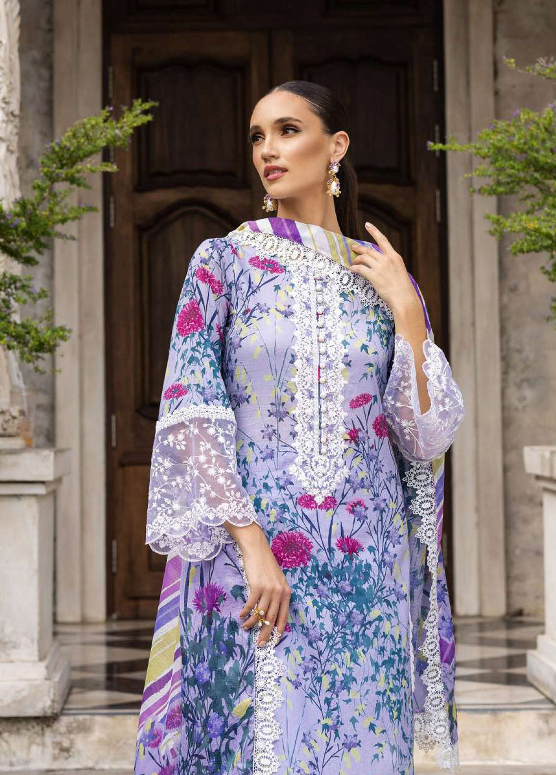 Tahra By Zainab Chottani Unstitched Lawn Collection 2023 Frosty Orchid 10B