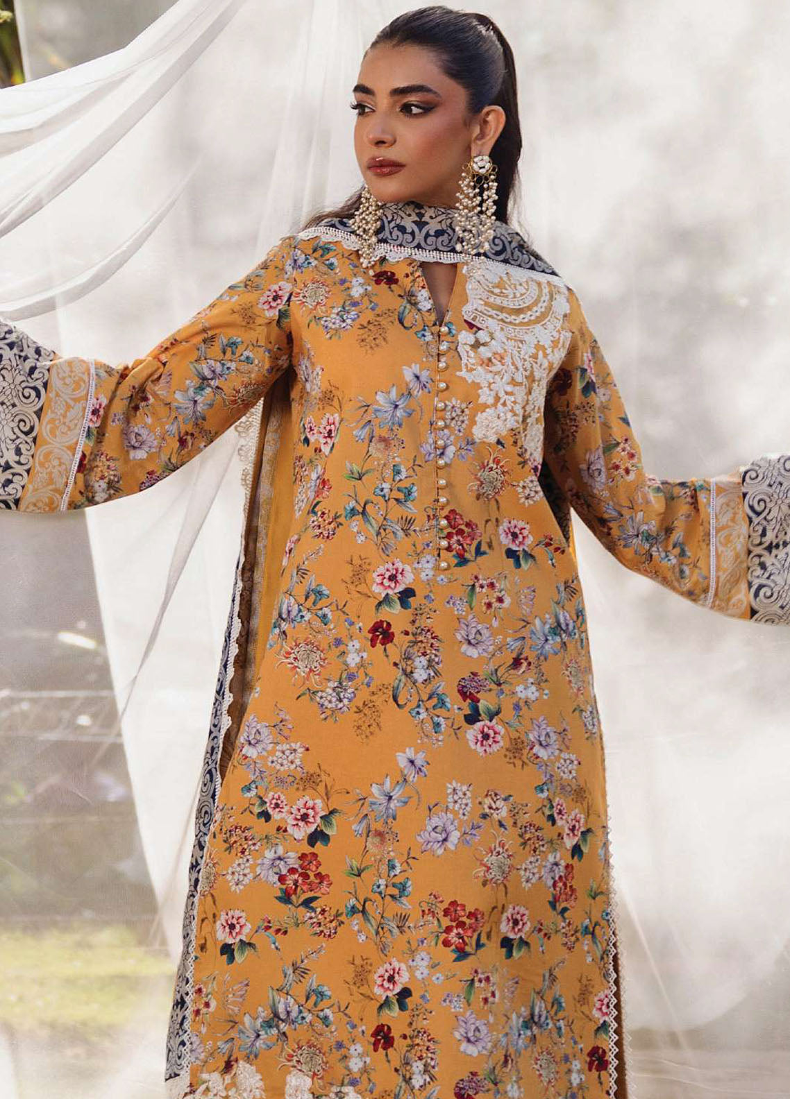 Tahra by Zainab Chottani Unstitched Lawn Collection 2024 2A Beeha