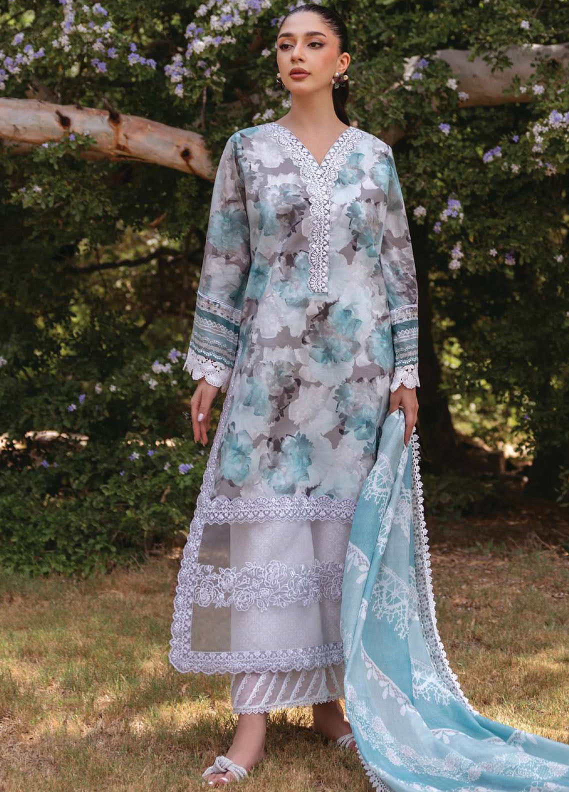 Tahra by Zainab Chottani Unstitched Lawn Collection 2024 3B Zinnia