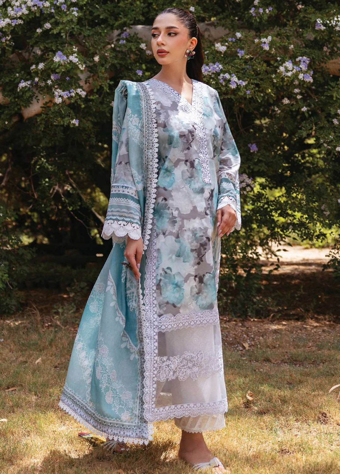 Tahra by Zainab Chottani Unstitched Lawn Collection 2024 3B Zinnia