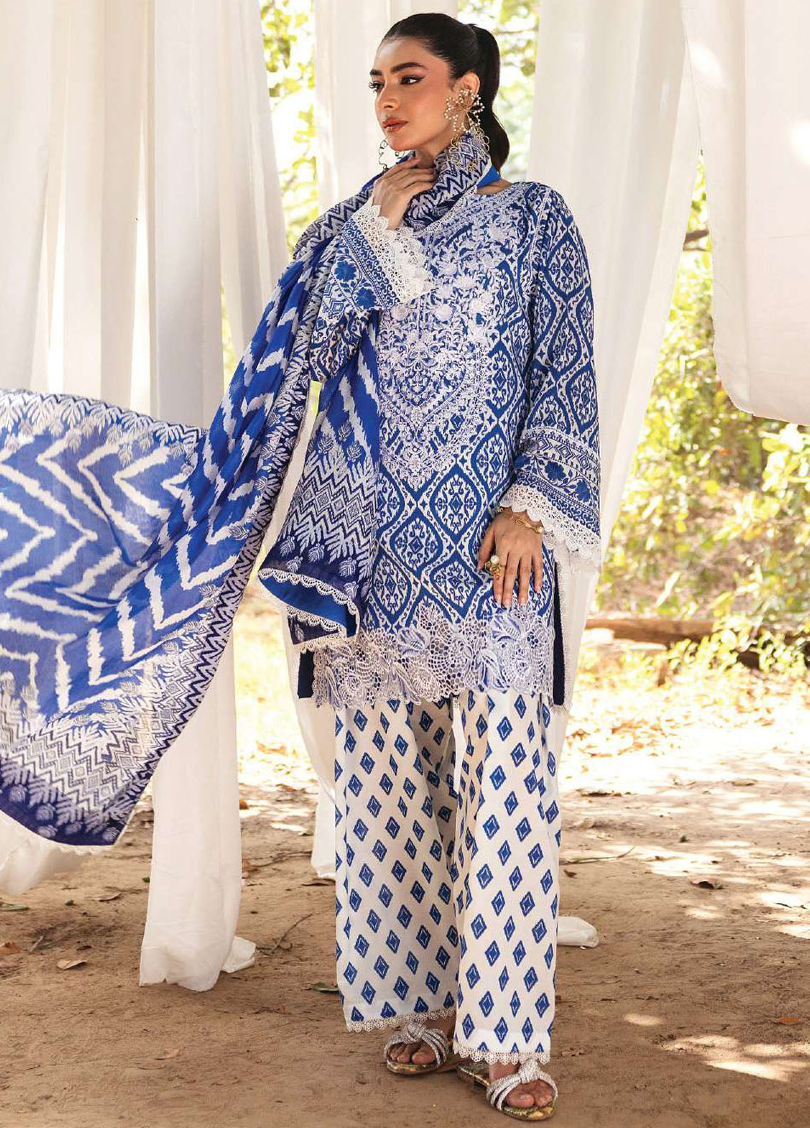 Tahra by Zainab Chottani Unstitched Lawn Collection 2024 4A Leena