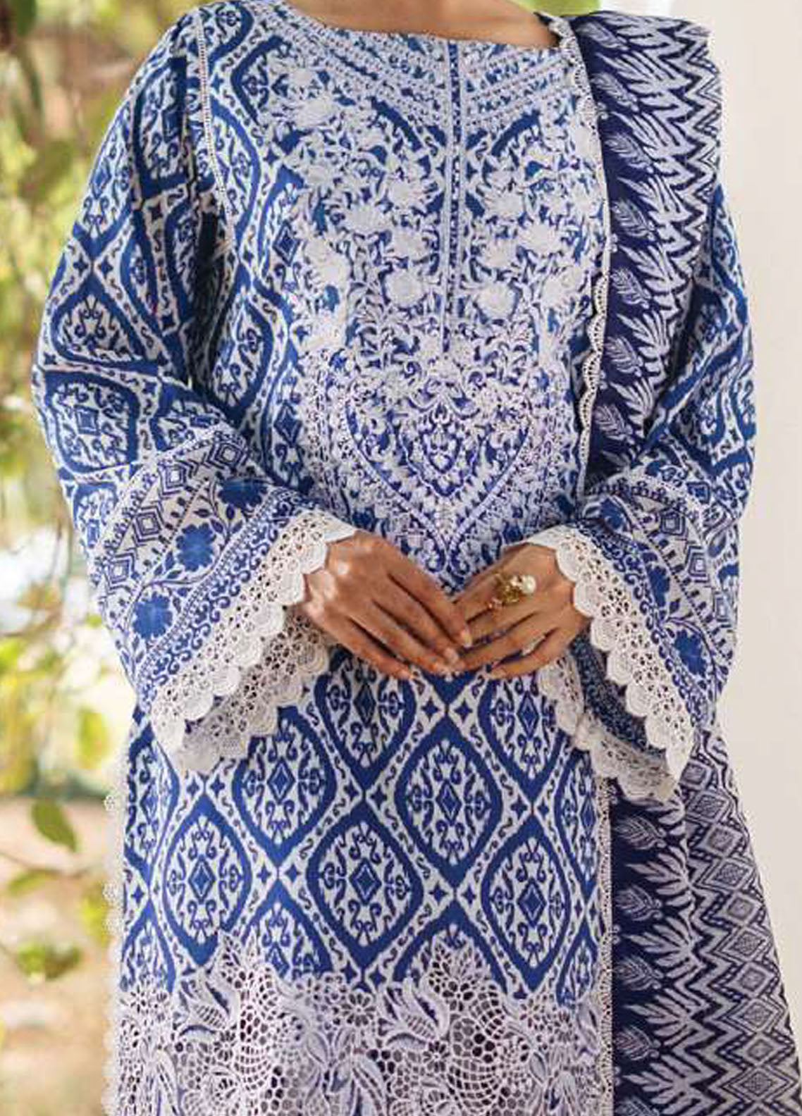 Tahra by Zainab Chottani Unstitched Lawn Collection 2024 4A Leena