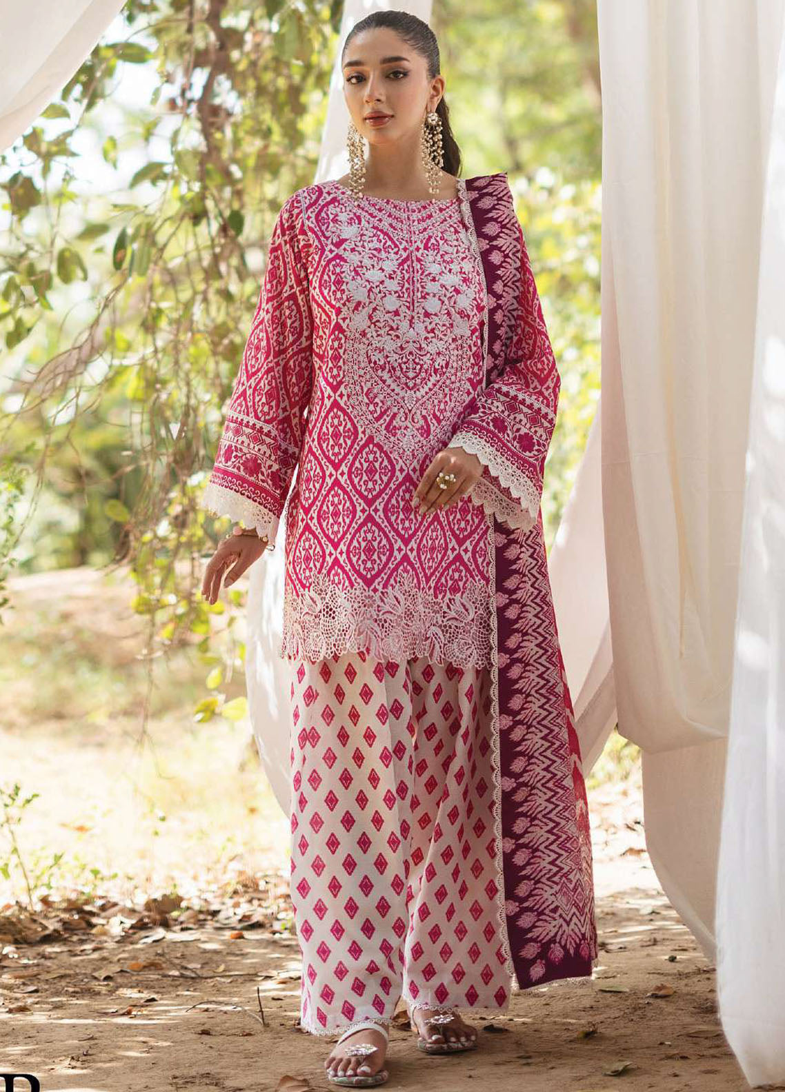 Tahra by Zainab Chottani Unstitched Lawn Collection 2024 4B Leena