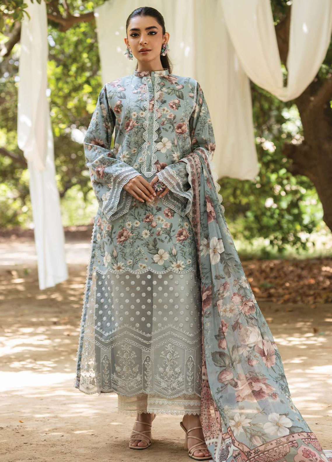 Tahra by Zainab Chottani Unstitched Lawn Collection 2024 5A Samaha