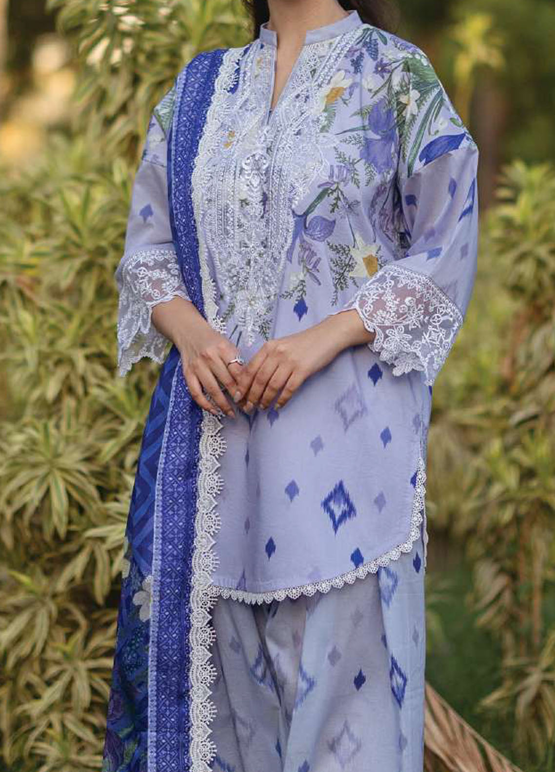 Tahra by Zainab Chottani Unstitched Lawn Collection 2024 6A Raha