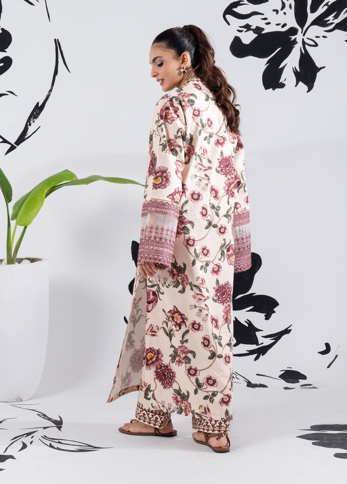 Tana Bana Pret Printed Lawn 2 Piece Suit GLV1-07