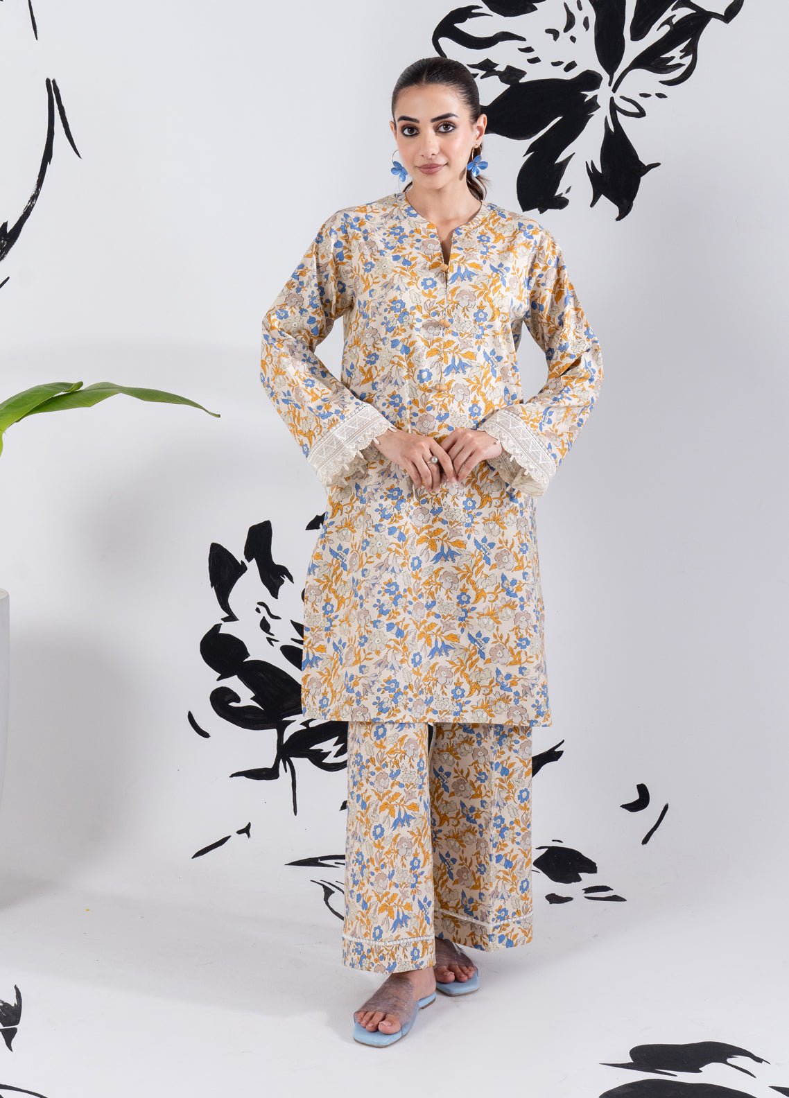 Tana Bana Pret Printed Lawn 2 Piece Suit GLV1-09