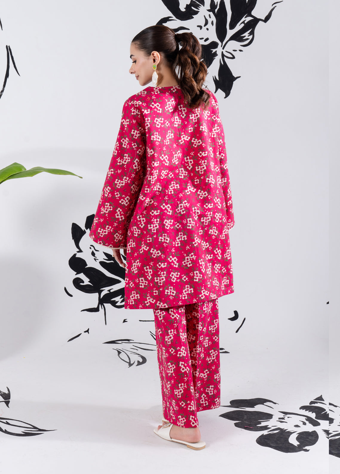 Tana Bana Pret Printed Lawn 2 Piece Suit GLV2-01