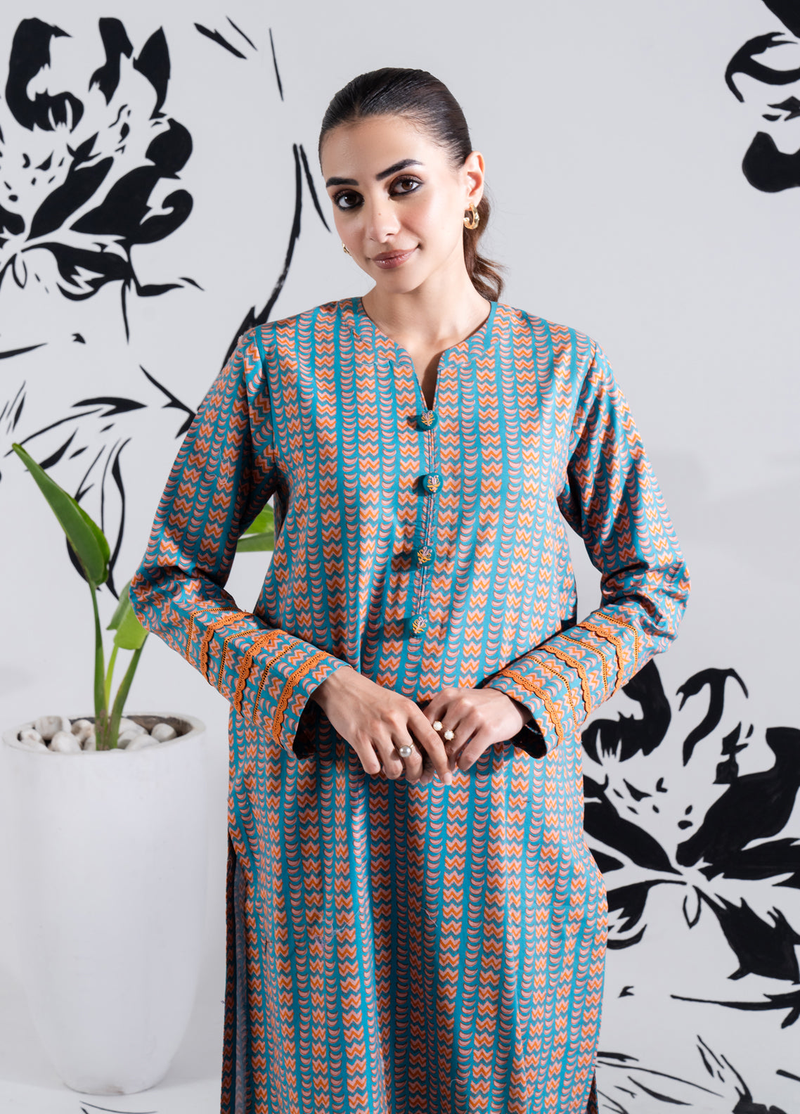 Tana Bana Pret Printed Lawn 2 Piece Suit GLV2-04