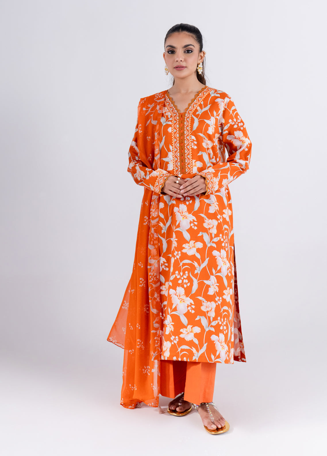 Tana Bana Pret Printed Lawn 3 Piece Suit MLD1-04