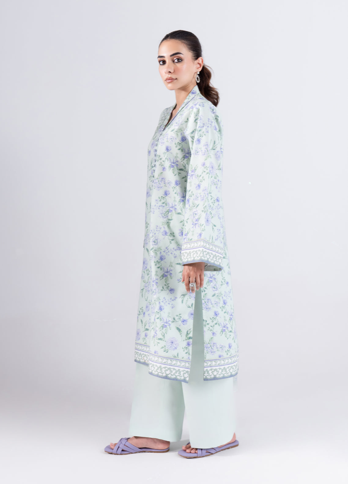 Tana Bana Pret Printed Lawn 3 Piece Suit MLD1-06