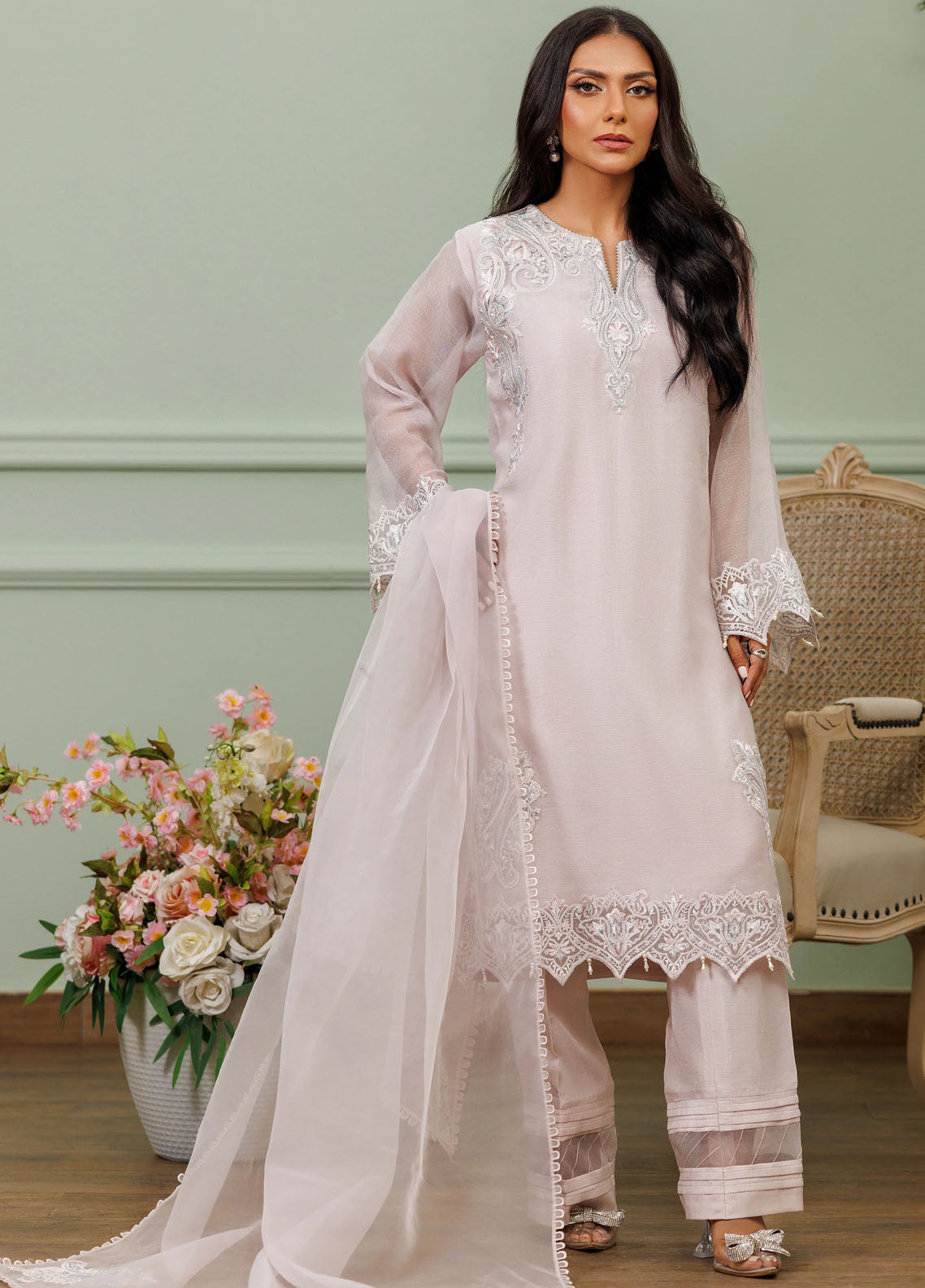 Threads And Motifs Pret Embroidered Khaadi Net 3 Piece Suit 8933