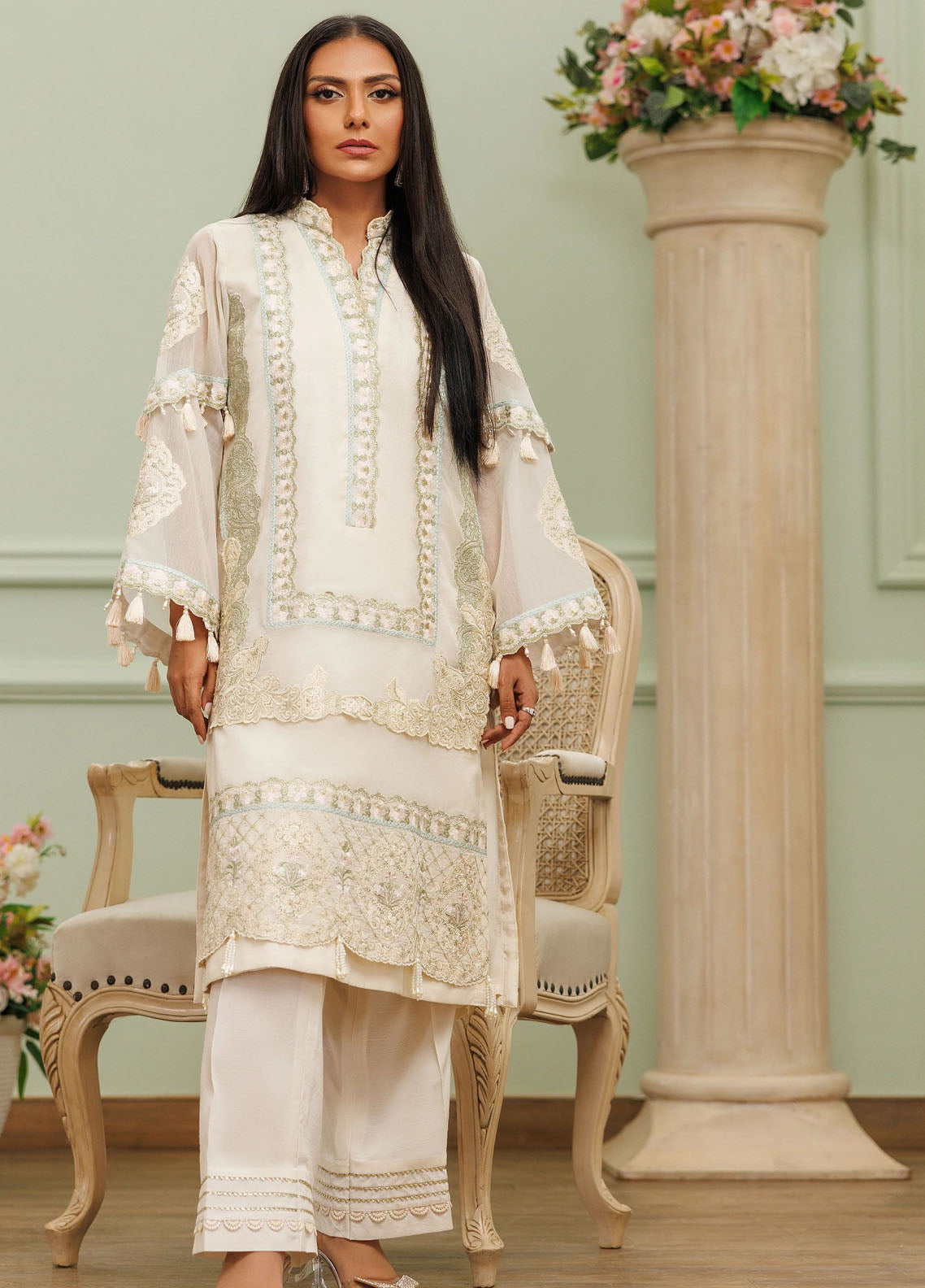 Threads And Motifs Pret Embroidered Chander SIlk 3 Piece Suit 9004