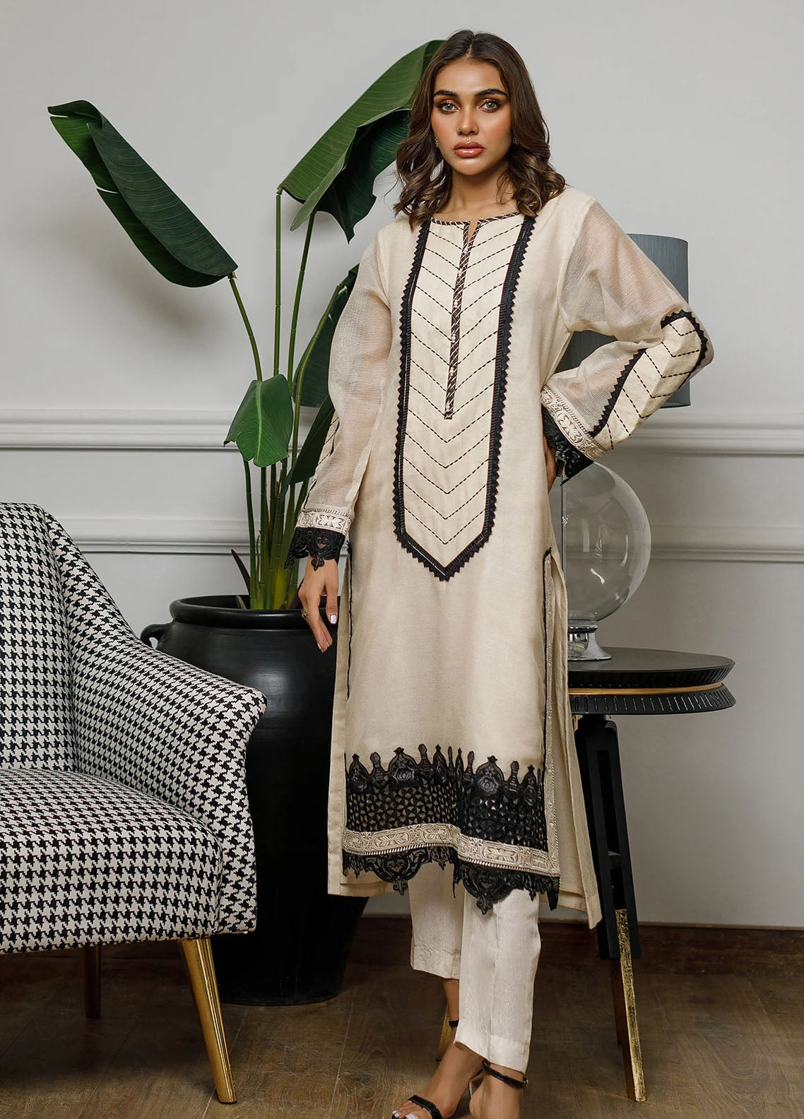 Threads & Motifs Pret Embroidered Khaadi Net Shirt 8384