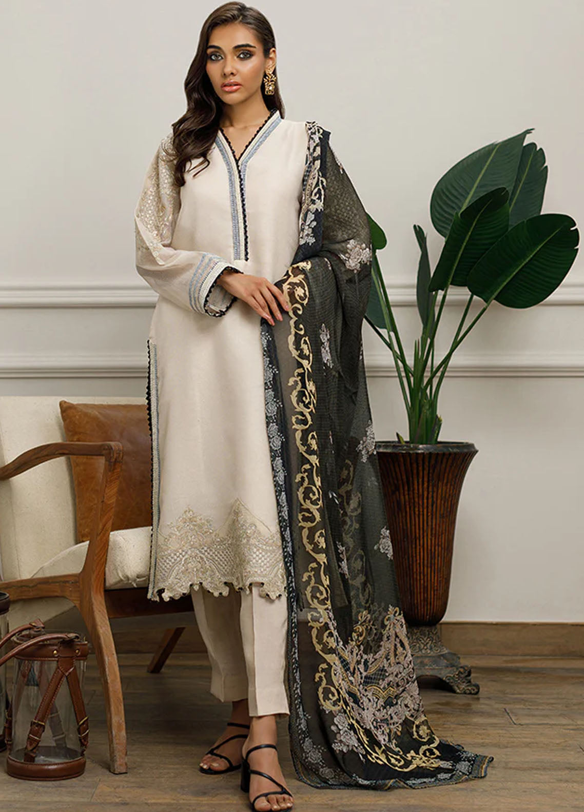 Threads & Motifs Pret Khaadi Net 2 Piece Suit 8265.1