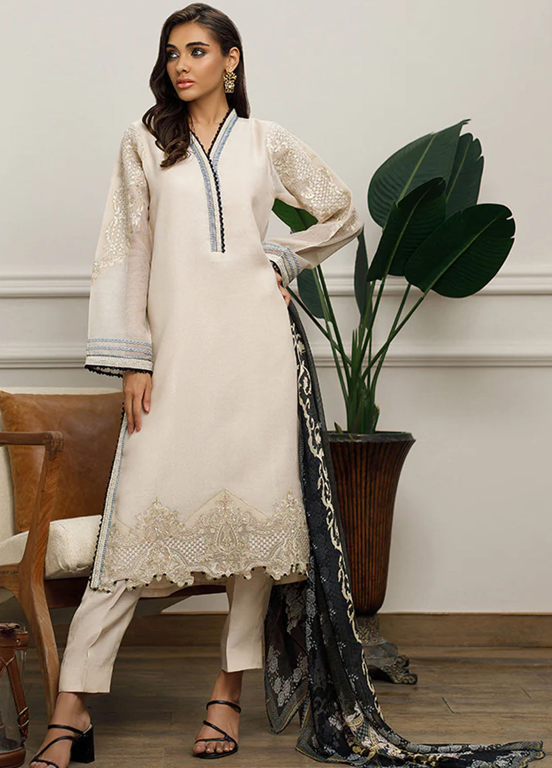 Threads & Motifs Pret Khaadi Net 2 Piece Suit 8265.1