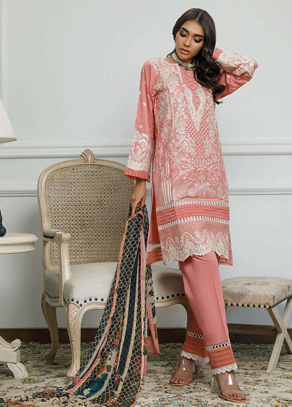 Threads & Motifs Pret Lawn 2 Piece Suit THM23RW 7875.1