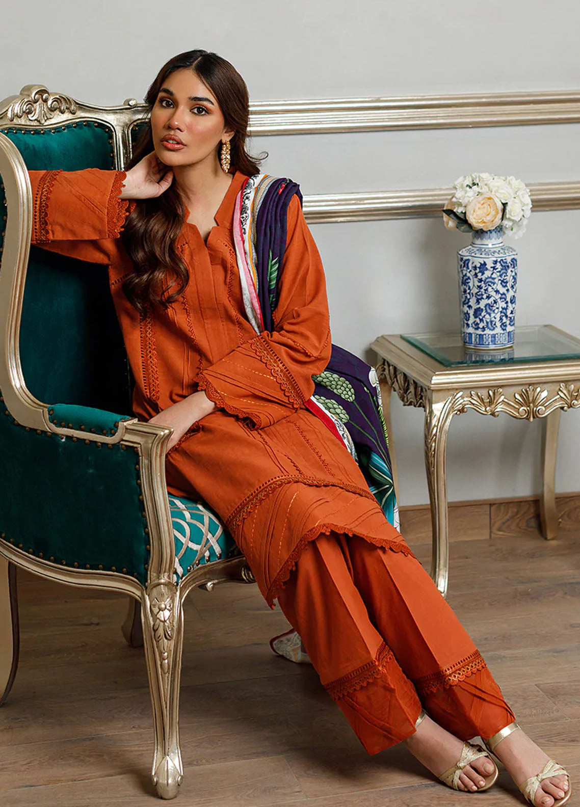 Threads & Motifs Luxury Pret Khaddar 2 Piece Suit THM23RW 8223