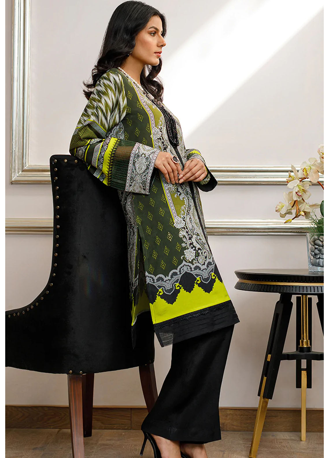 Threads & Motifs Luxury Pret Silk Shirt THM23RW 8226