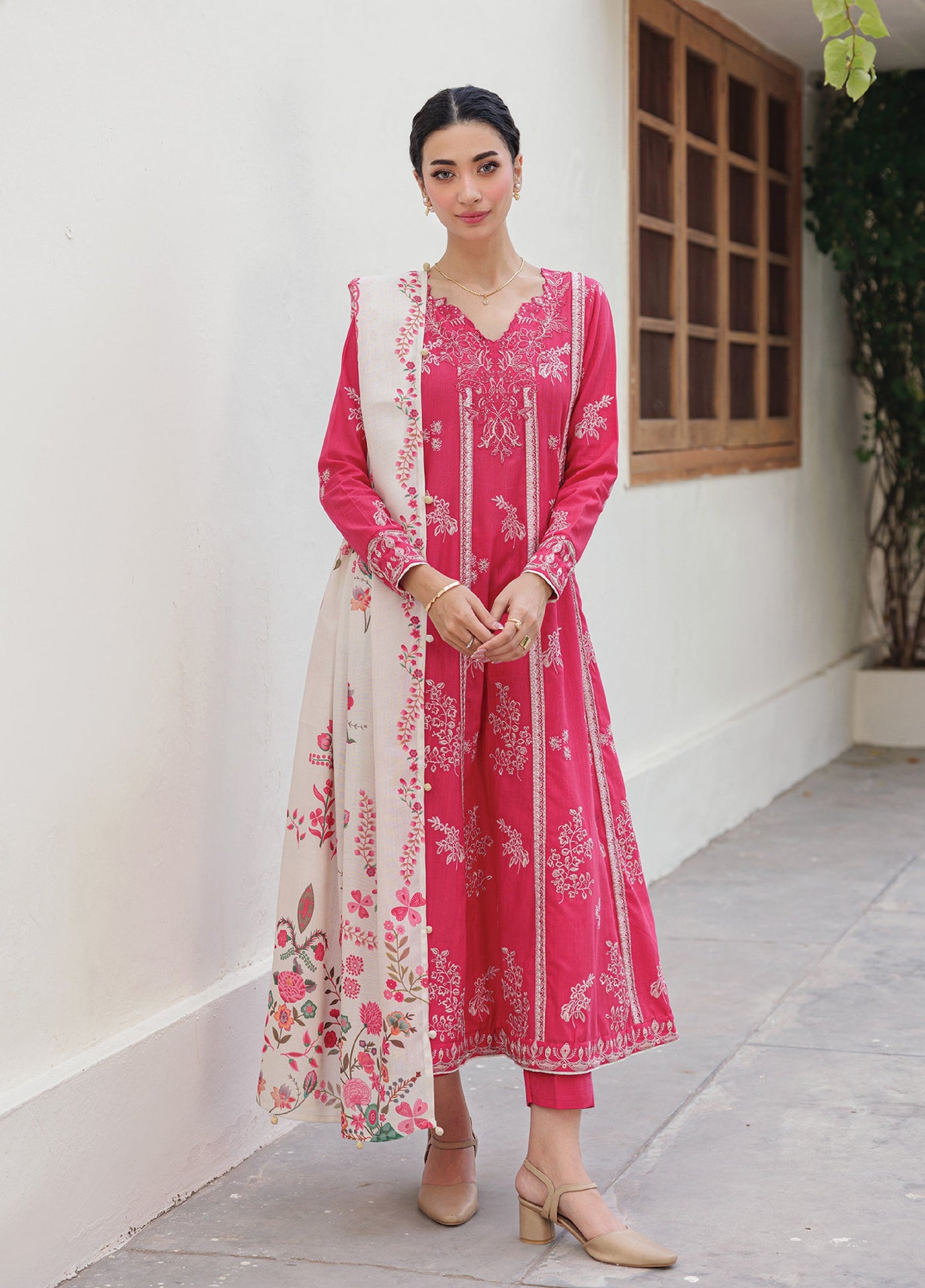 Xenia Unstitched Slub Khaddar Unstitched Embroidered Suits 3 Piece XE25SK D-05 Daivi - Winter Collection