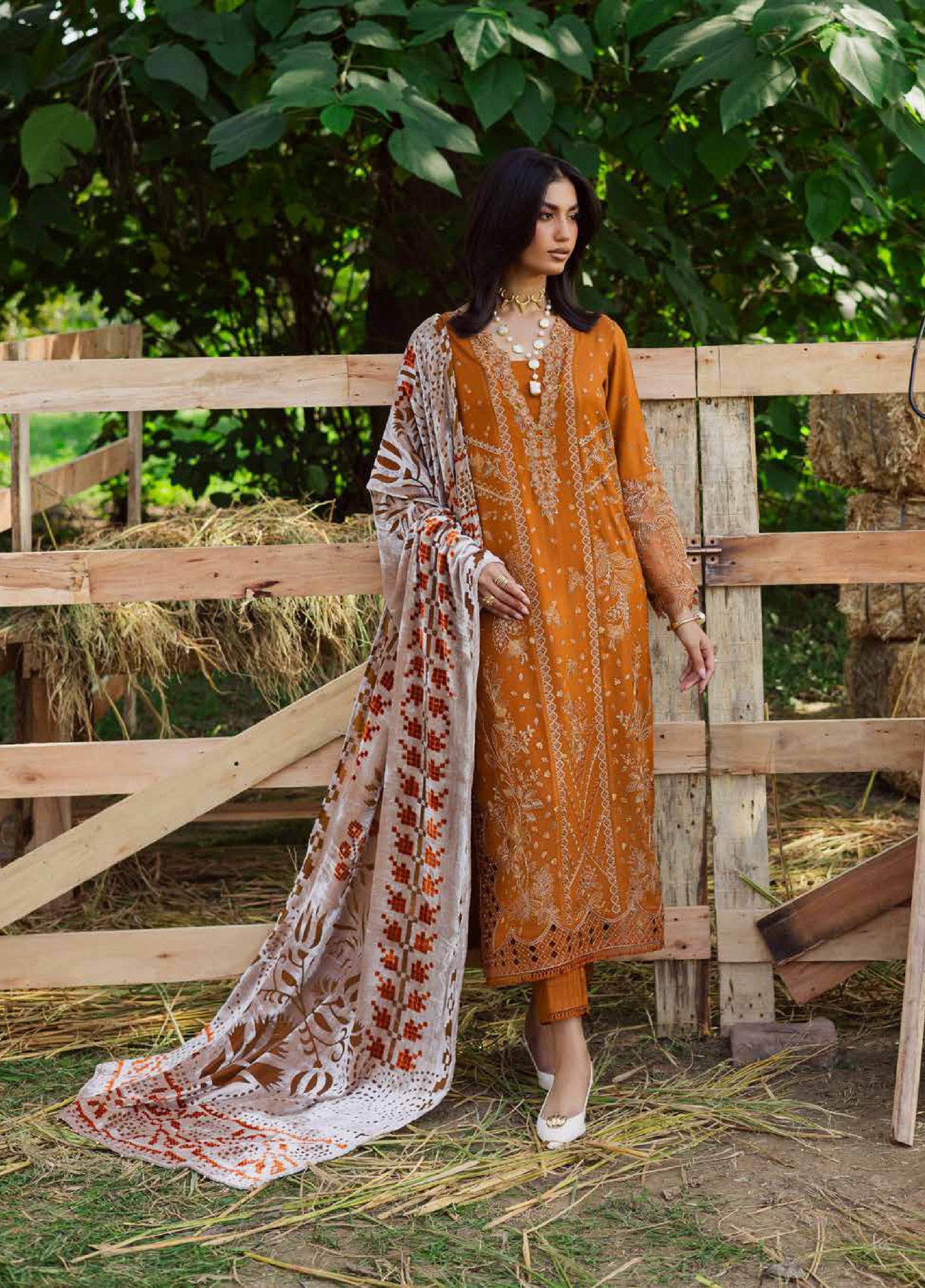 Nureh Exclusive Unstitched Luxury Palachi Embroidered Leather Peach Suits 3 Piece NU25PS NE-188 - Winter Collection