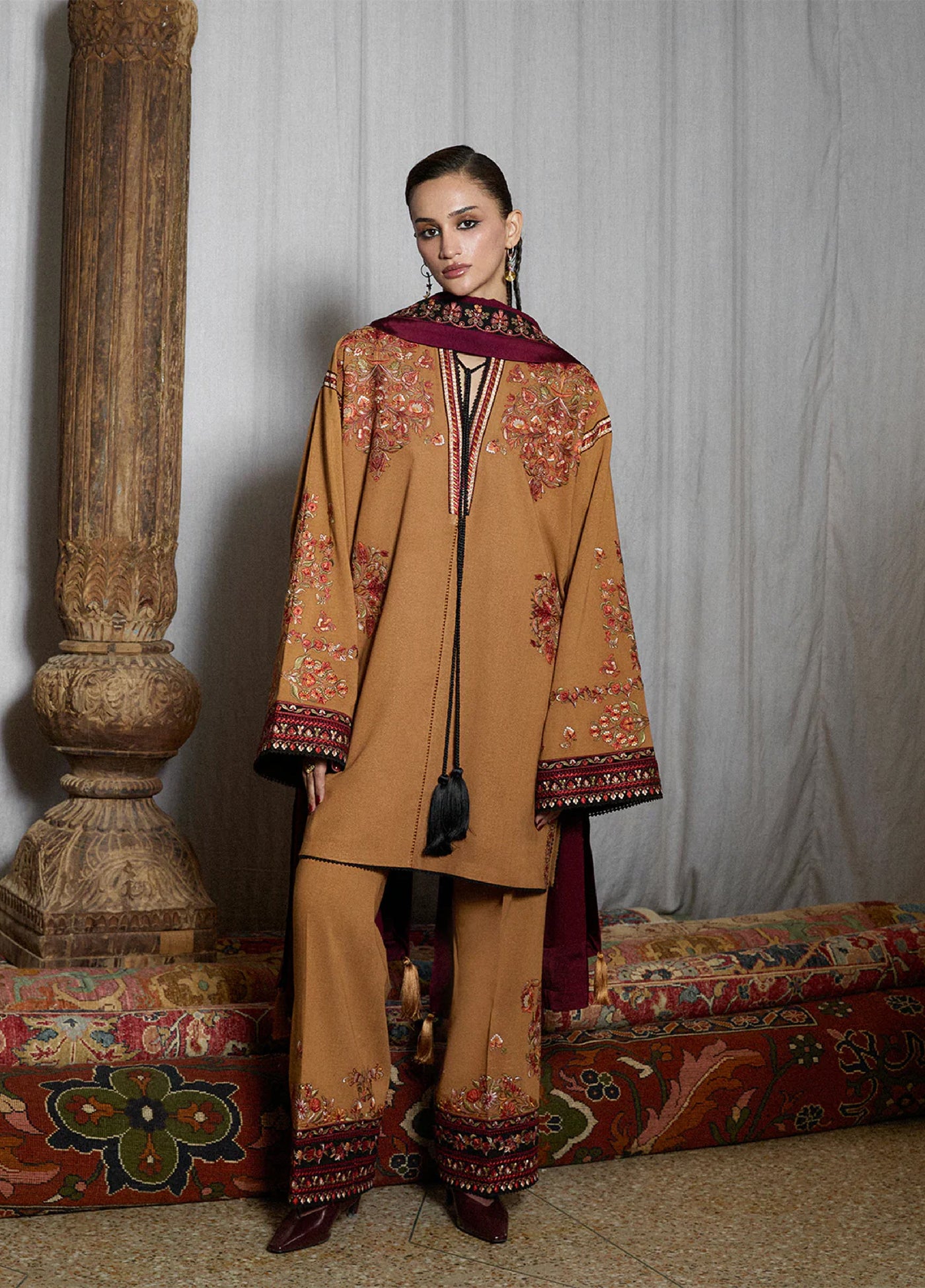 Jugnu by Hussain Rehar Unstitched Karandi Embroidered Suits 3 Piece HR25JW Zrov - Winter Collection