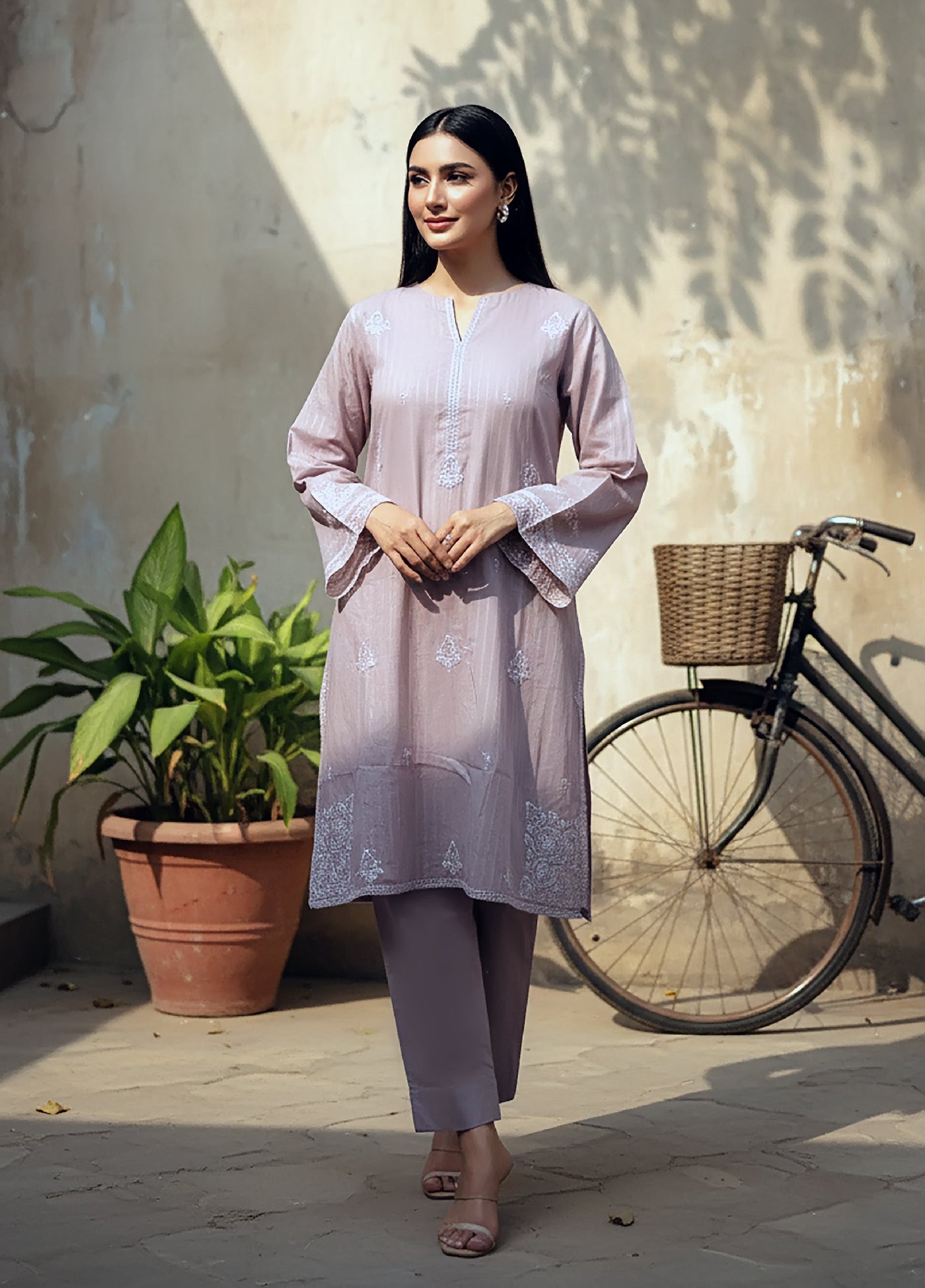 Lakhany Women Ready To Wear Embroidered 2 Piece Cambric LG-UB-0191-W-EMB-2P - Winter Collection