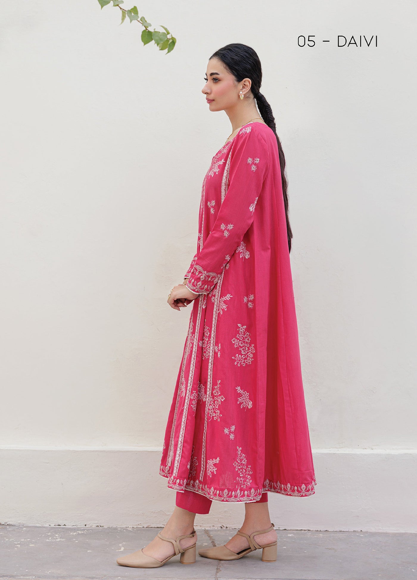 Xenia Unstitched Slub Khaddar Unstitched Embroidered Suits 3 Piece XE25SK D-05 Daivi - Winter Collection