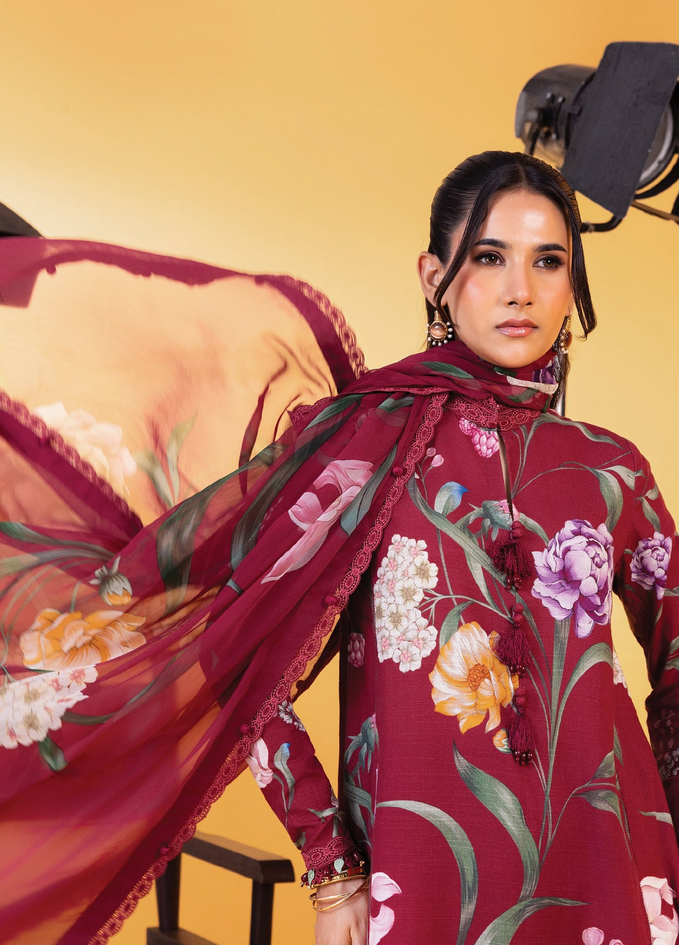 M Basics By Maria B Unstitched Digital Printed Linen 3 Piece MB25UW 1103-A - Winter Collection