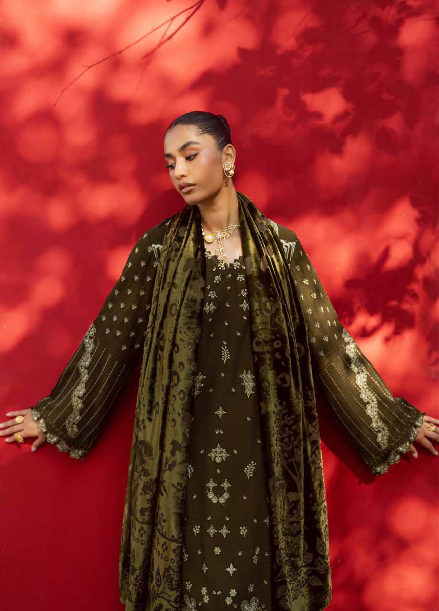 Nureh Exclusive Unstitched Luxury Palachi Embroidered Leather Peach Suits 3 Piece NU25PS NE-190 - Winter Collection