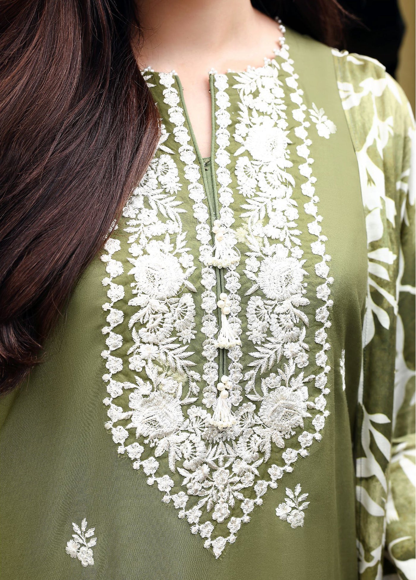 Cross Stitch Unstitched RTS Linen Embroidered Suits 3 Piece CS25LW D-02 Moss Reverie - Winter Collection