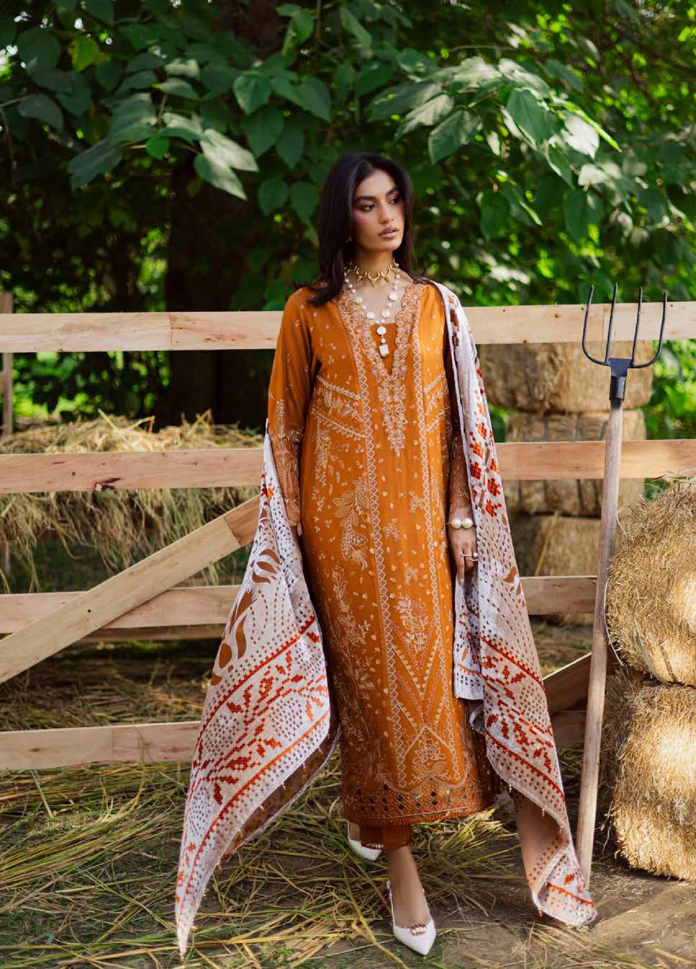 Nureh Exclusive Unstitched Luxury Palachi Embroidered Leather Peach Suits 3 Piece NU25PS NE-188 - Winter Collection