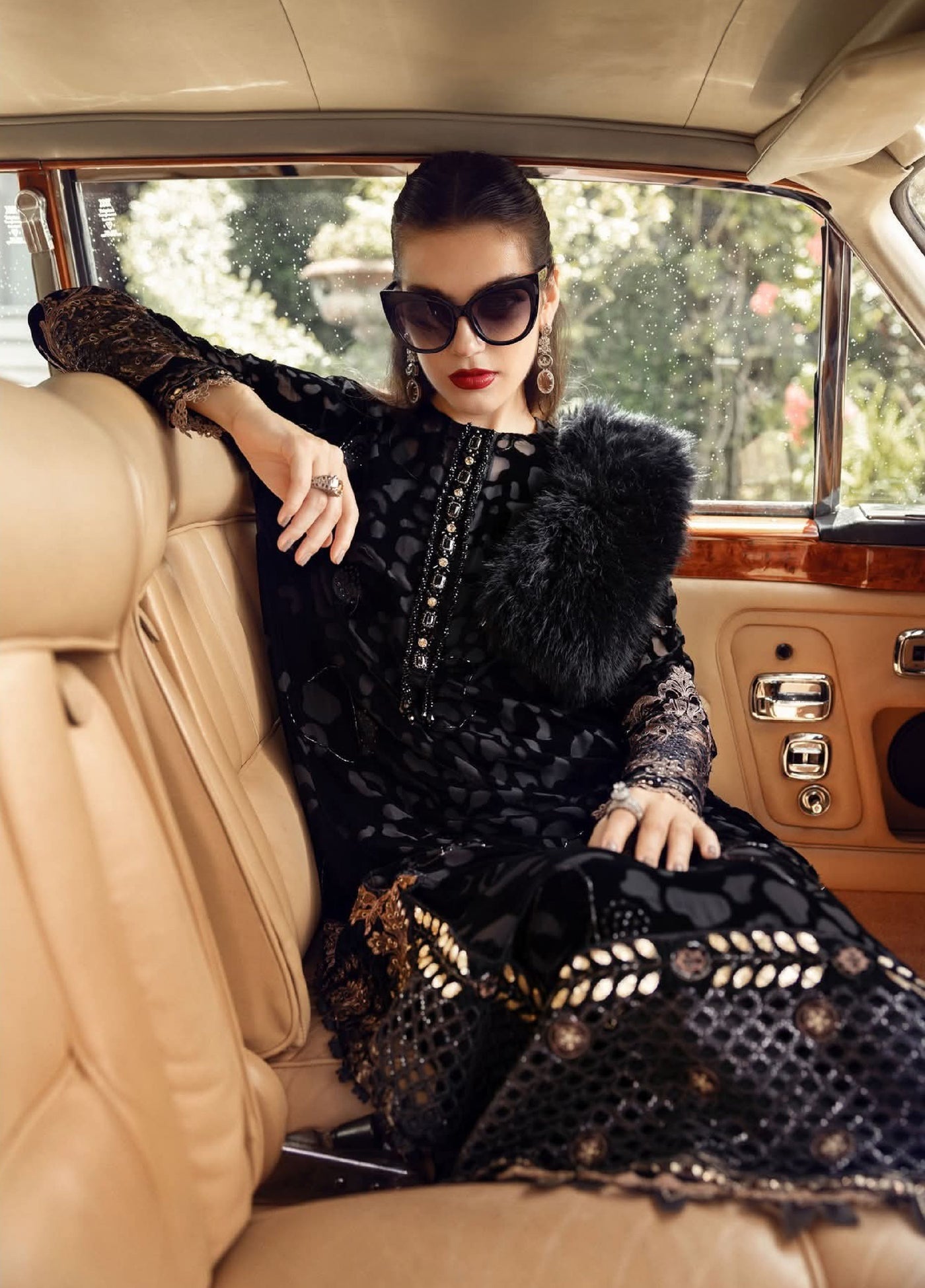 Luxe by Maria B Unstitched Embroidered Velvet 3 Piece MB25LW D1 - Winter Collection