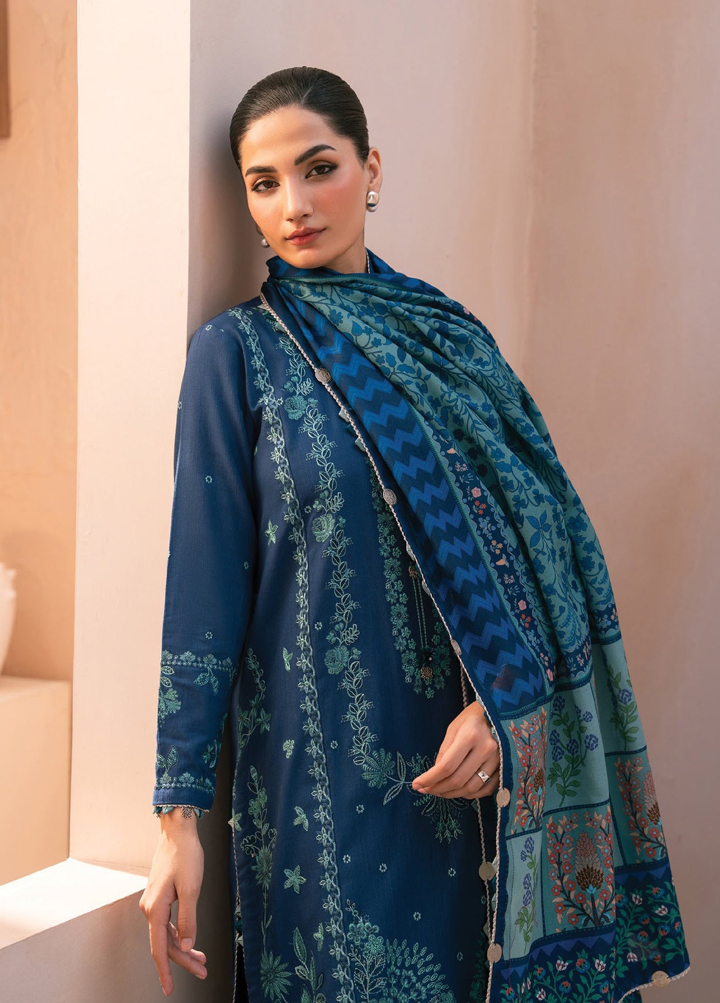 Rang e Khizaan by Xenia Unstitched Khaddar Embroidered Suits 3 Piece XE25SW D-05 SAIRA - Winter Collection