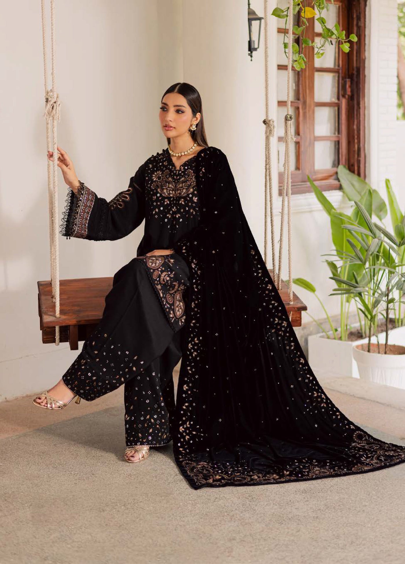 Nureh Exclusive Unstitched Luxury Leather Peach Velvet Shawl Embroidered Suits 3 Piece NU25NS NE-202 - Festive Collection