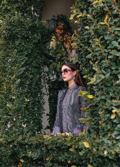 Luxe by Maria B Unstitched Embroidered Velvet 3 Piece MB25LW D5 - Winter Collection