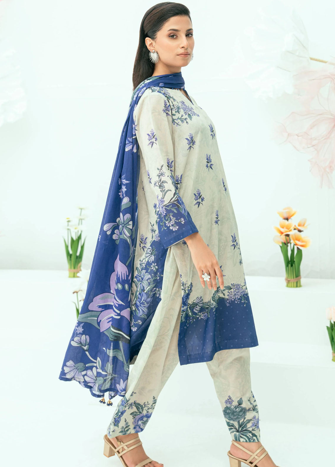 Amal Printed Lawn Suits Unstitched 3 Piece AL25AUS D-14