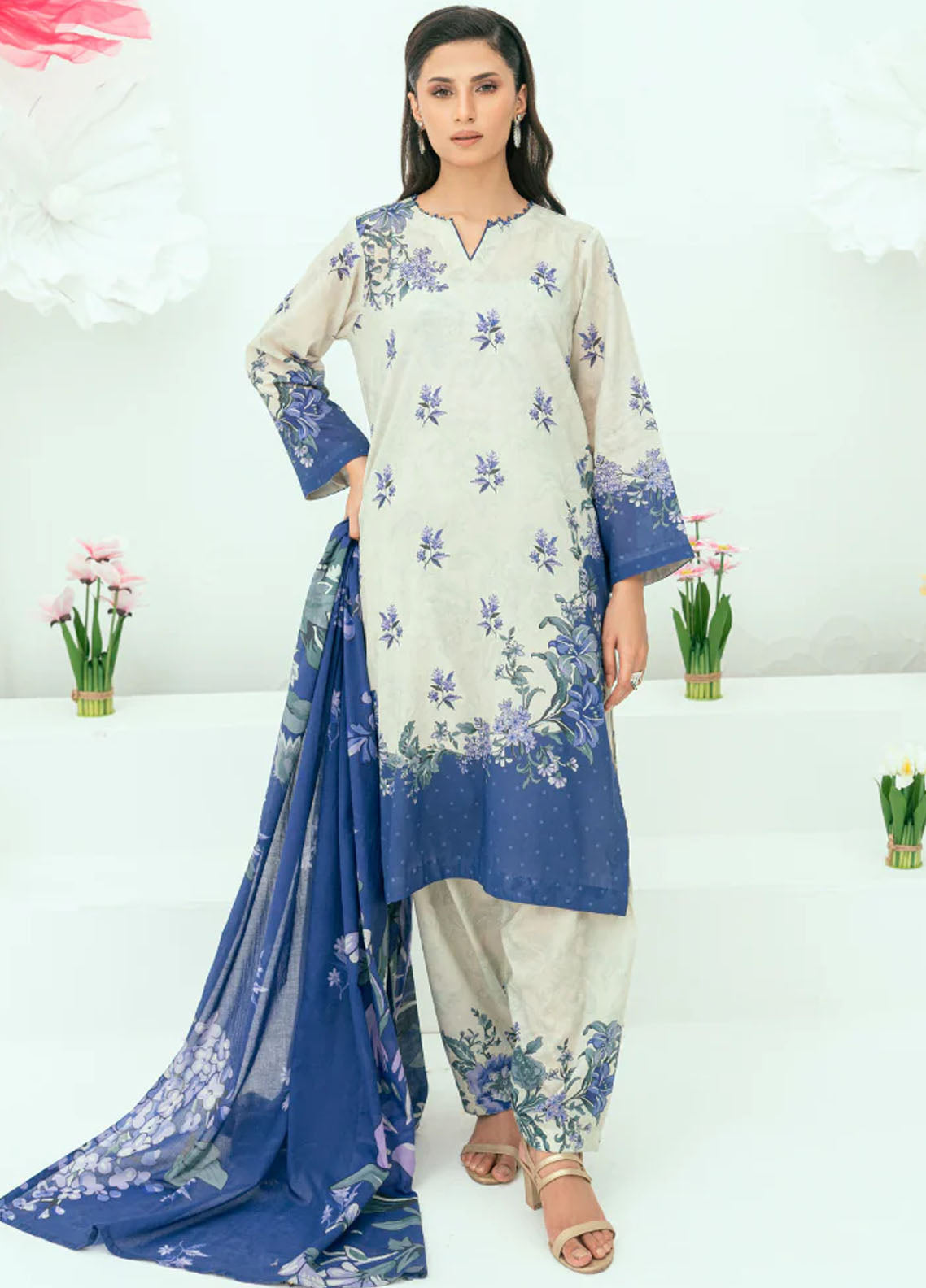 Amal Printed Lawn Suits Unstitched 3 Piece AL25AUS D-14