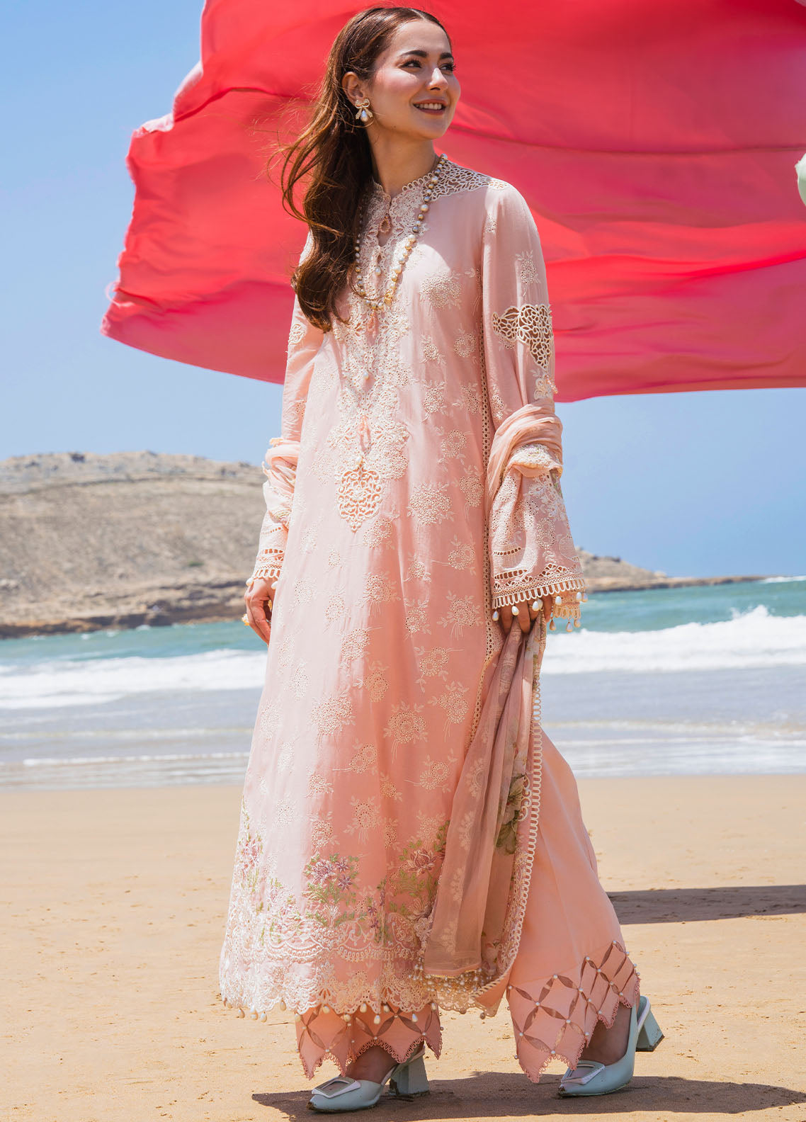 Hai Kuch By Elaf Festive Lawn Collection 2024 EHK-07 Pareesa