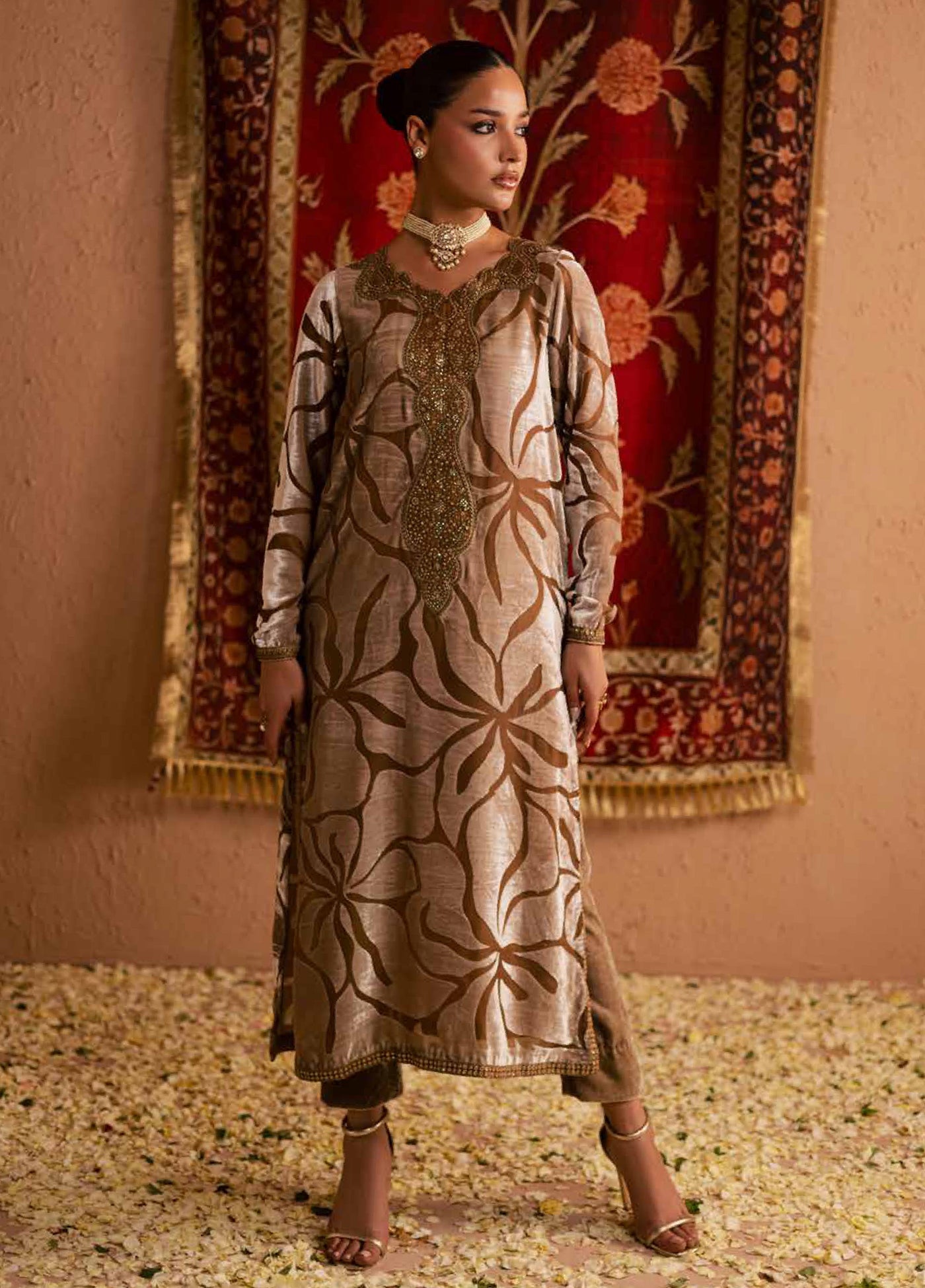 Ballerina by Nureh Unstitched Velvet Palachi Embroidered 3 Piece Suits NU25BV NU2-191 - Festive Collection