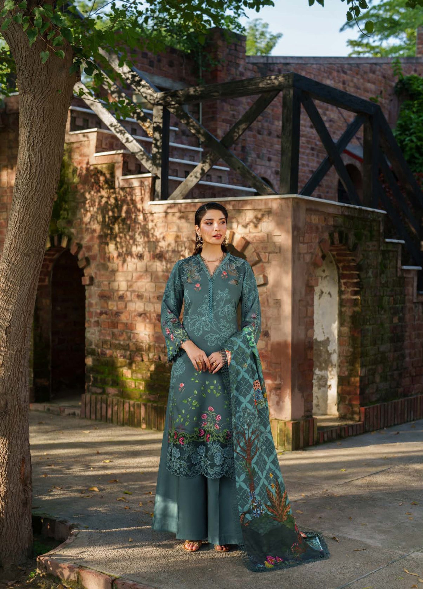 Meraki by Asifa And Nabeel Unstitched Viscose Embroidered Suits 3 Piece AN25MW ANM-06-Frosted Petals - Casual Collection