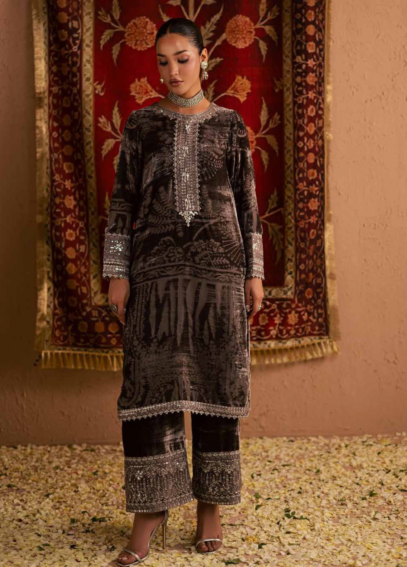 Ballerina by Nureh Unstitched Velvet Palachi Embroidered 3 Piece Suits NU25BV NU2-192 - Festive Collection